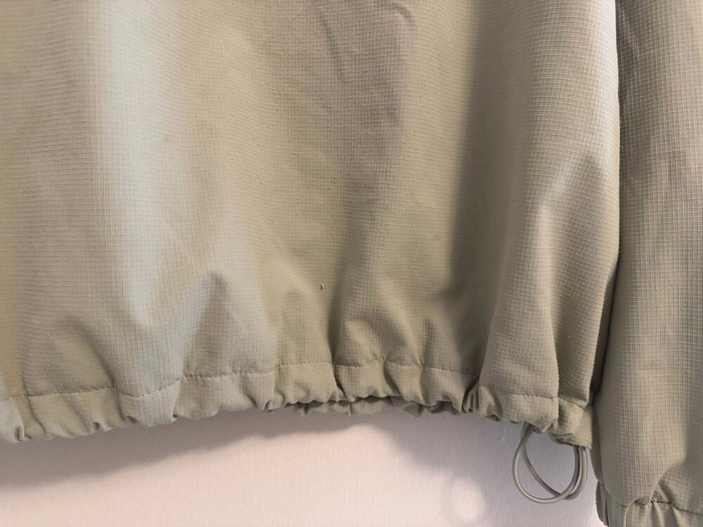 Alo Yoga Ripstop 1/4 Zip On-Set Jacket - Picture 8 of 13